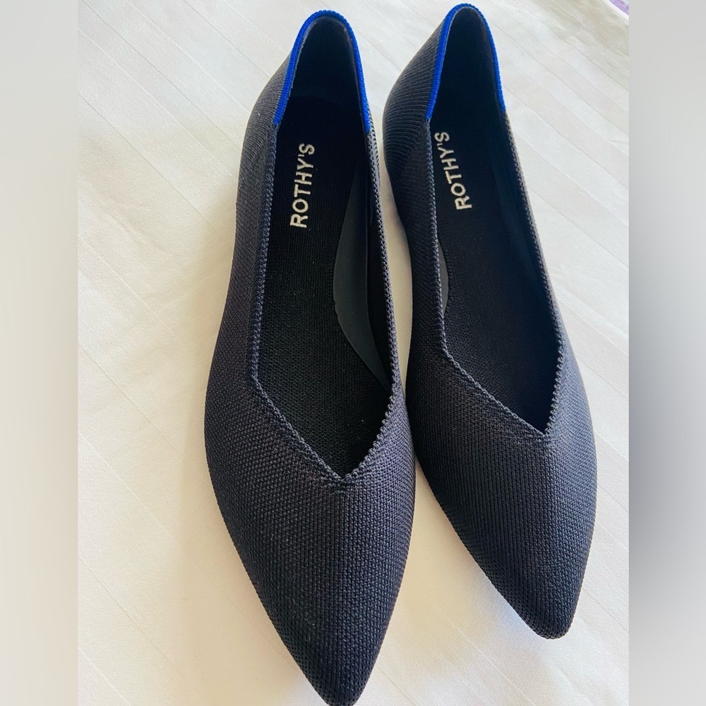 🔥Rothy's Elegant Black Flats with Blue Detail - Picture 9 of 14